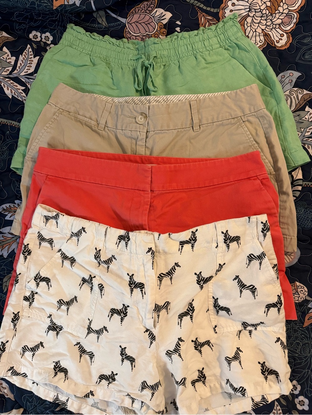 LOFT Women's Shorts Sz 8/Medium — White Zebra print, Khaki, Mint Green, Coral